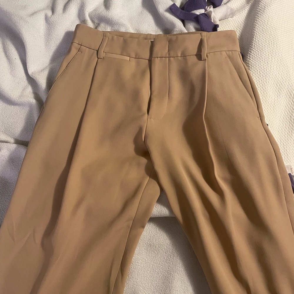 Vince size 4 camel trousers